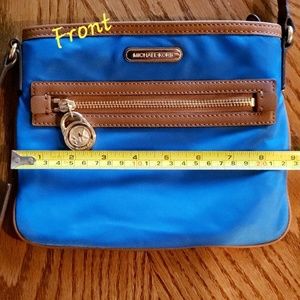Michael Kors small cross body purse